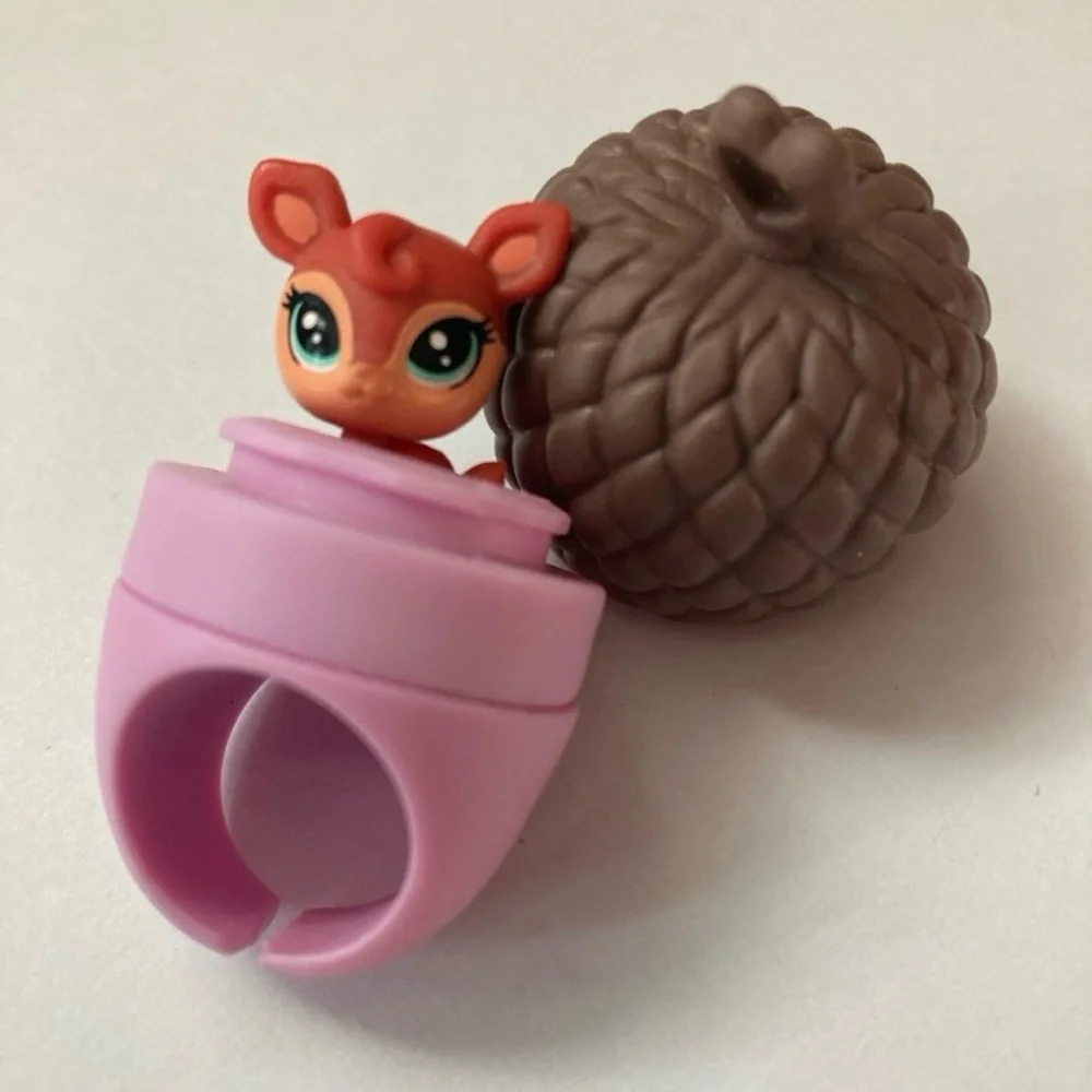 Littlest Pet Shop Teensies Deer With Acorn Wearable Ring